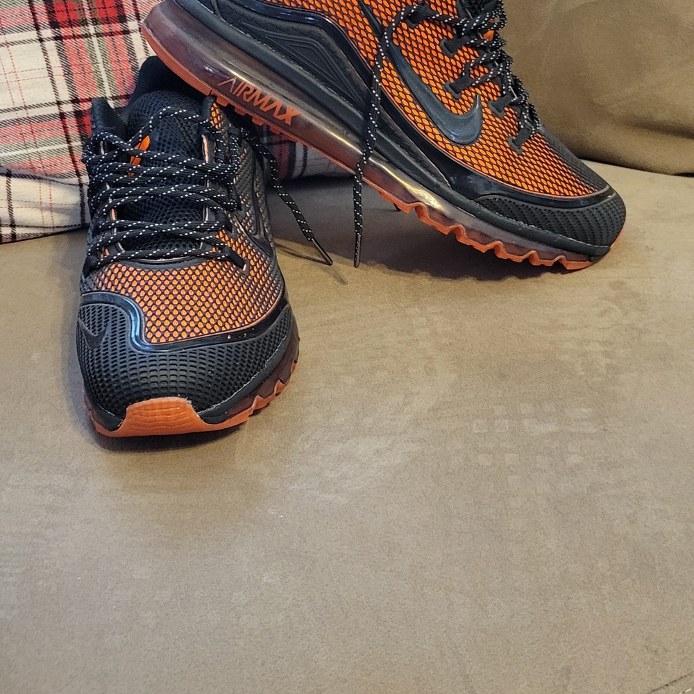 Nike Air Max Men's Black and Orange Shoes